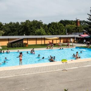 Flóra Gyógyfürdő – Kapuvár